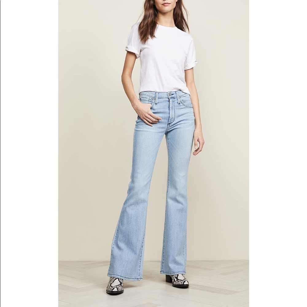 James Jeans | Zoe Flare Jeans in Belize (light blue) | Size 28